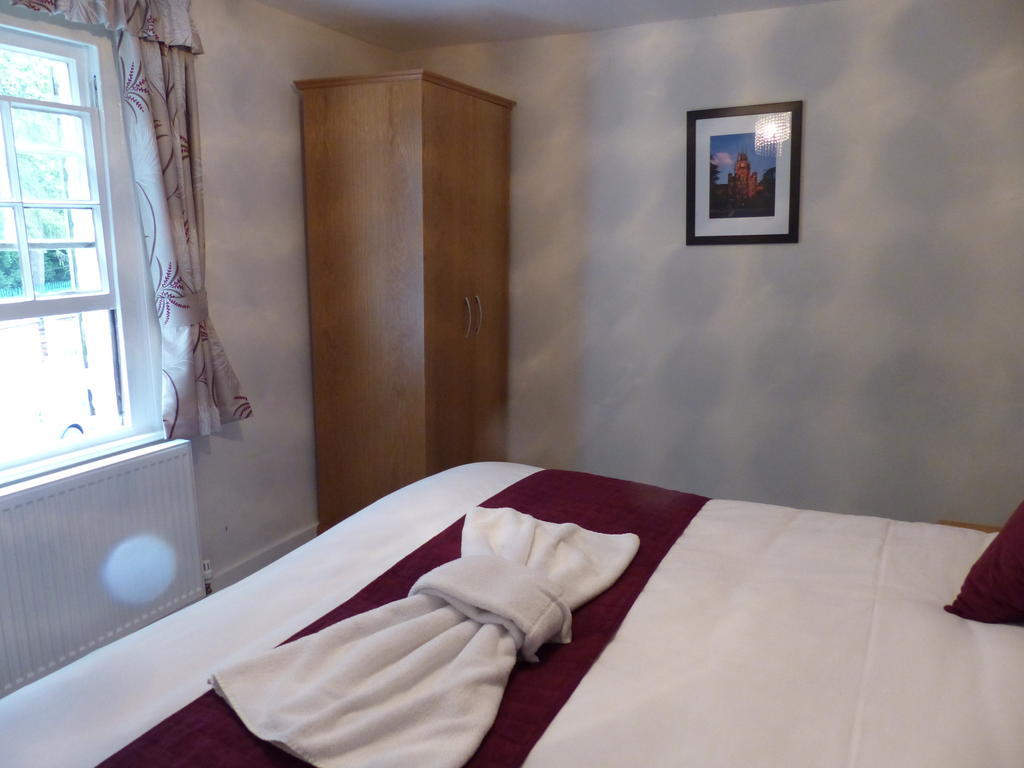 The Sun Inn Englefield Green Pokój zdjęcie